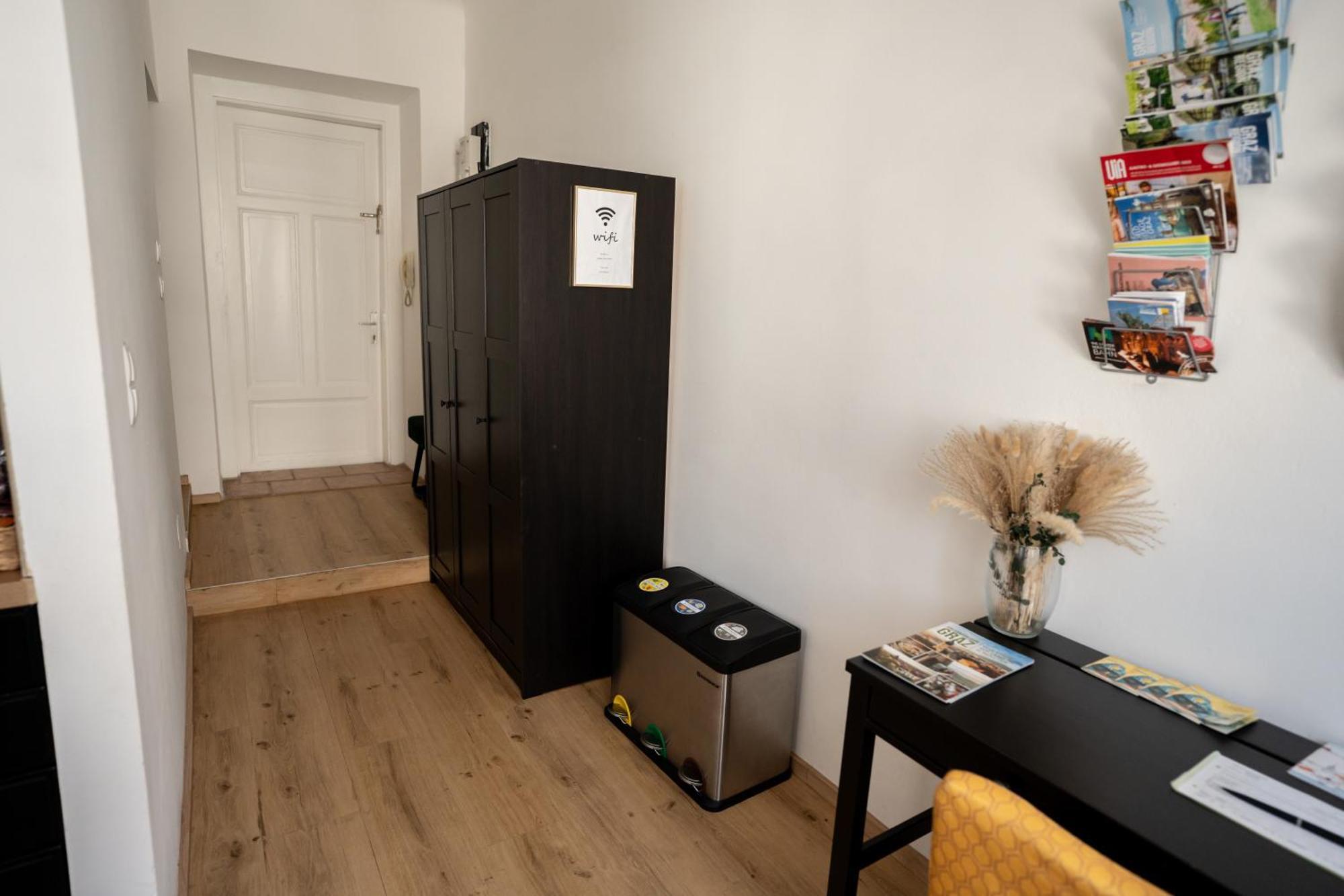 Js Design Apartment Graz Exterior photo